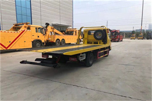 铁锋非事故拖车