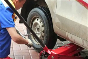 铁锋附近拖车24小时服务热线电话