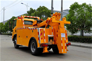 铁锋高速路拖车费